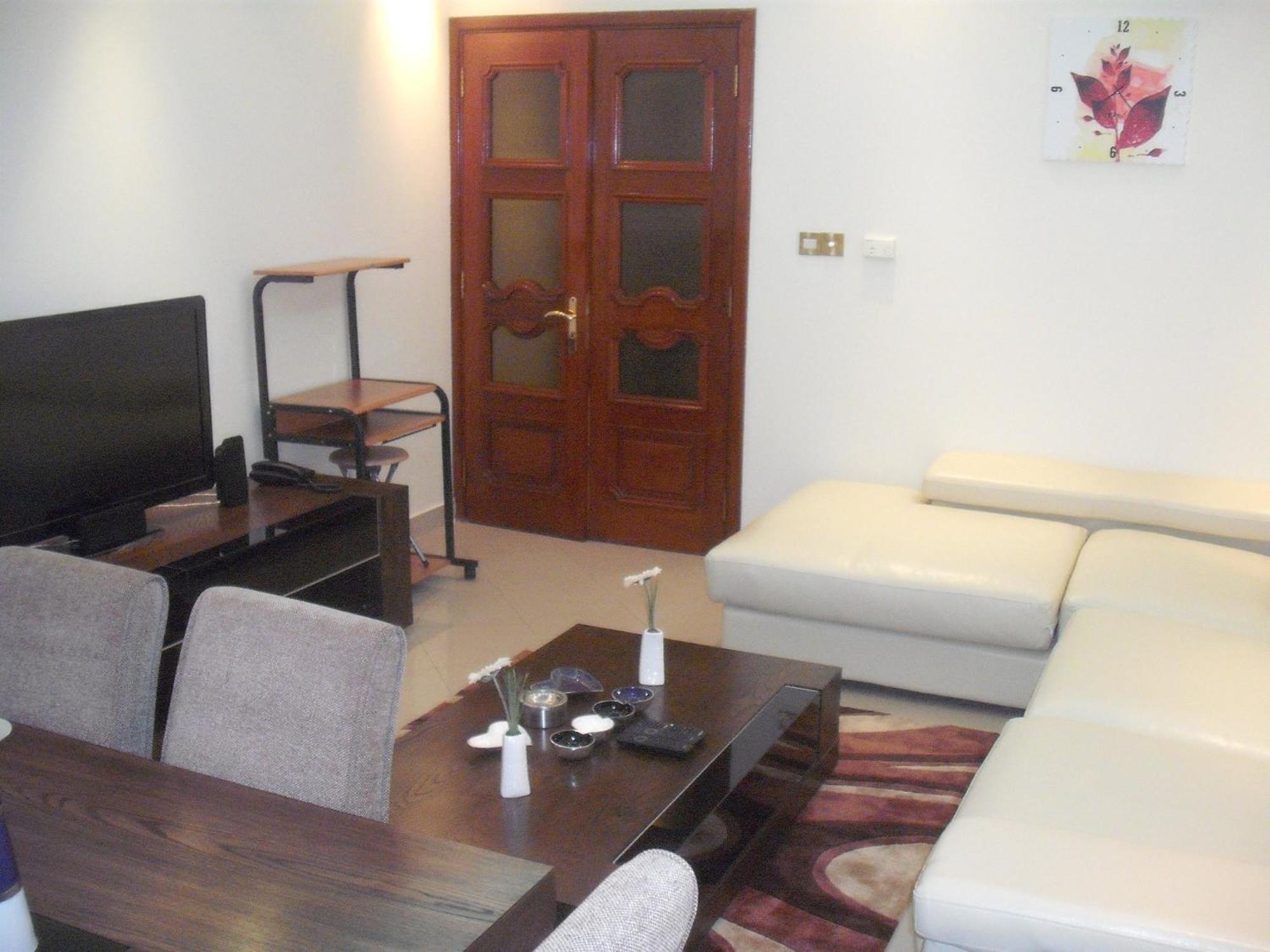 Abu Dhabi Plaza Hotel Apartments Exterior photo